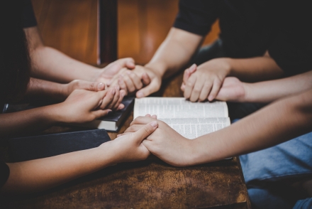 Salmos porque a sua benignidade dura para sempre